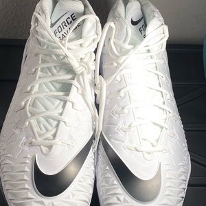 Nike Force Savage football cleats. NEVER WORN!